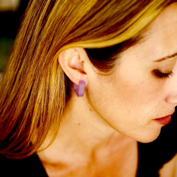 Geometric Square Hoop Black Small Earrings - Picture 8 of 8